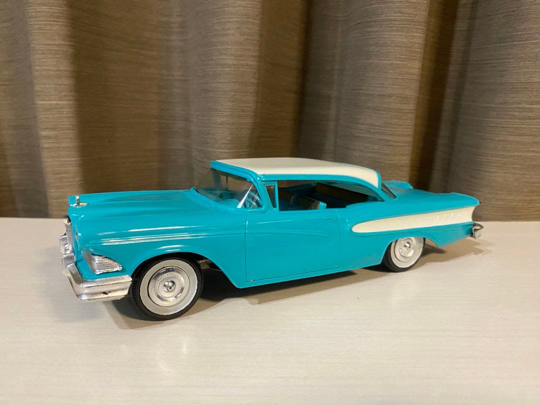 エドセル ディーラー展示用ミニカー FORD EDSEL AMT