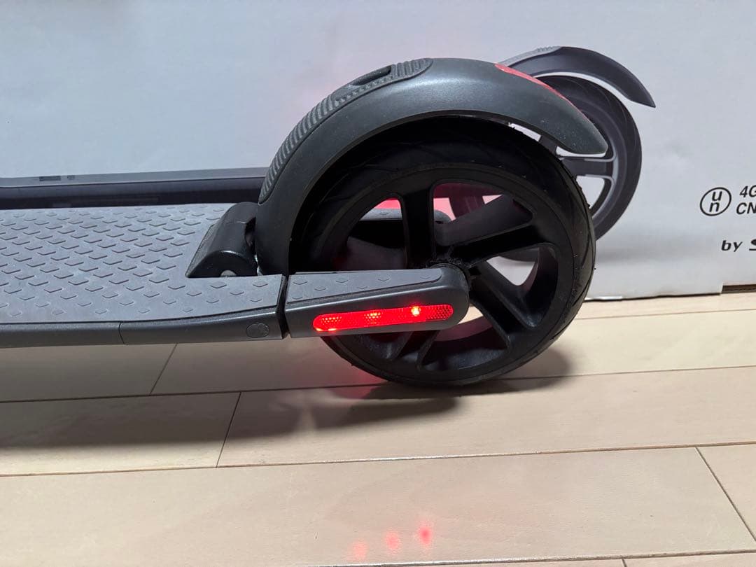 【美品】セグウェイninebot KickScooter ブラック