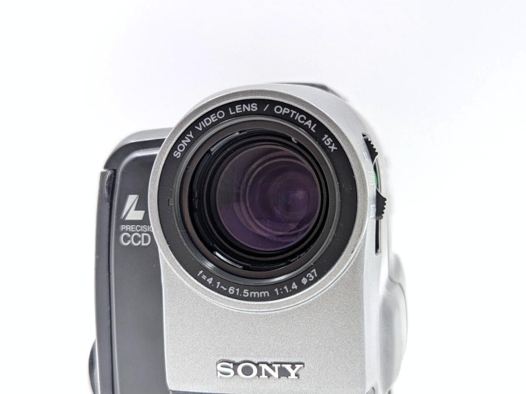 8mmテープのダビングに！ SONY ビデオカメラ CCD-TRV92 04