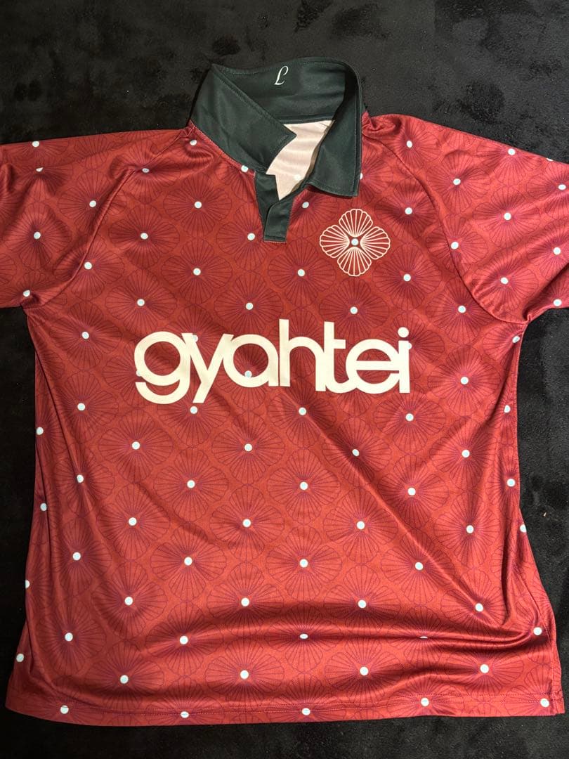 JUMADIBA gyahtei シャツ Sサイズ