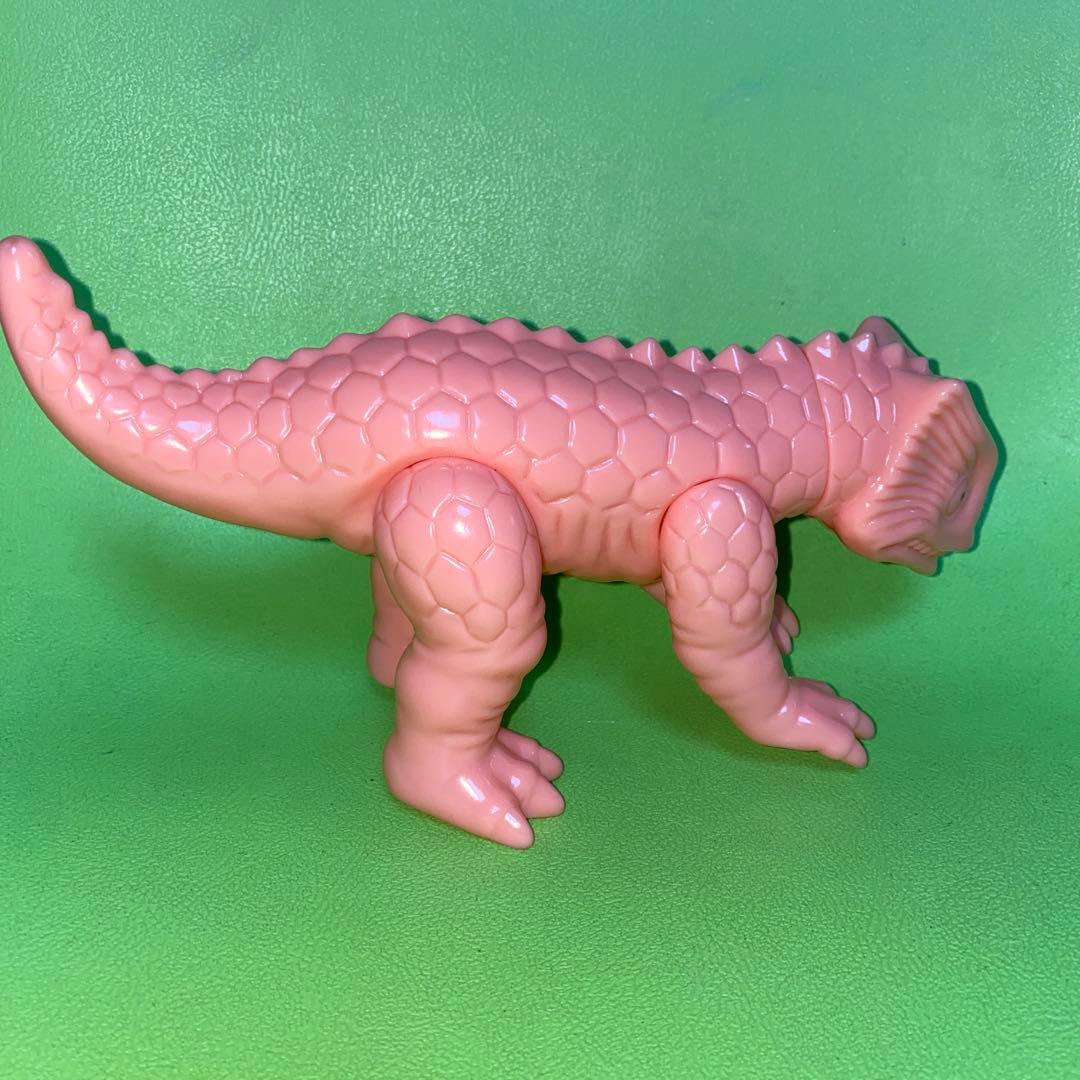 ソフビ★ウルトラQ★M1号★ピーター★イベント限定★ピンク成形★未塗装★目塗り品