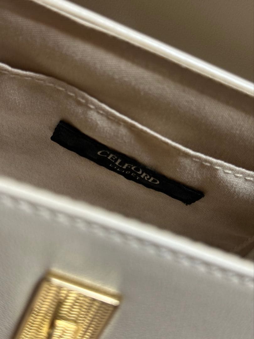 celford ビジュースタッズポシェット ショルダーバッグ