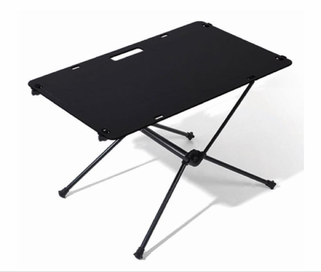 Helinox ヘリノックス テーブルワン ソリッドトップ ブラック　新品未使用 ヘリノックス「テーブルワンソリッドトップ」の使い心地は？自宅でも