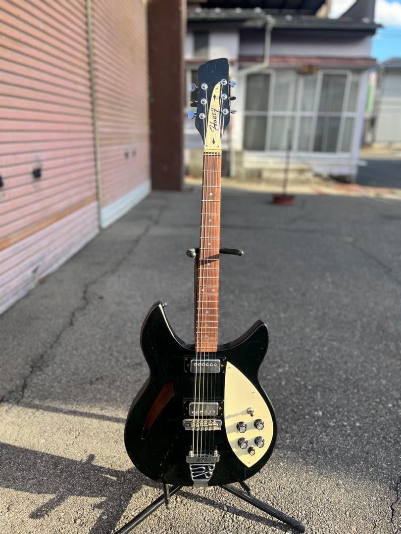 Honey リッケンバッカーモデル 中古品 HONEY Hollow-Body Bass リッケンバッカー風 年越し
