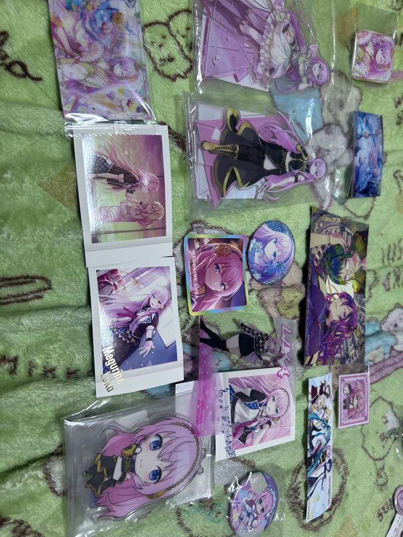 巡音ルカ、その他プロセカキャラ少々のグッズセット