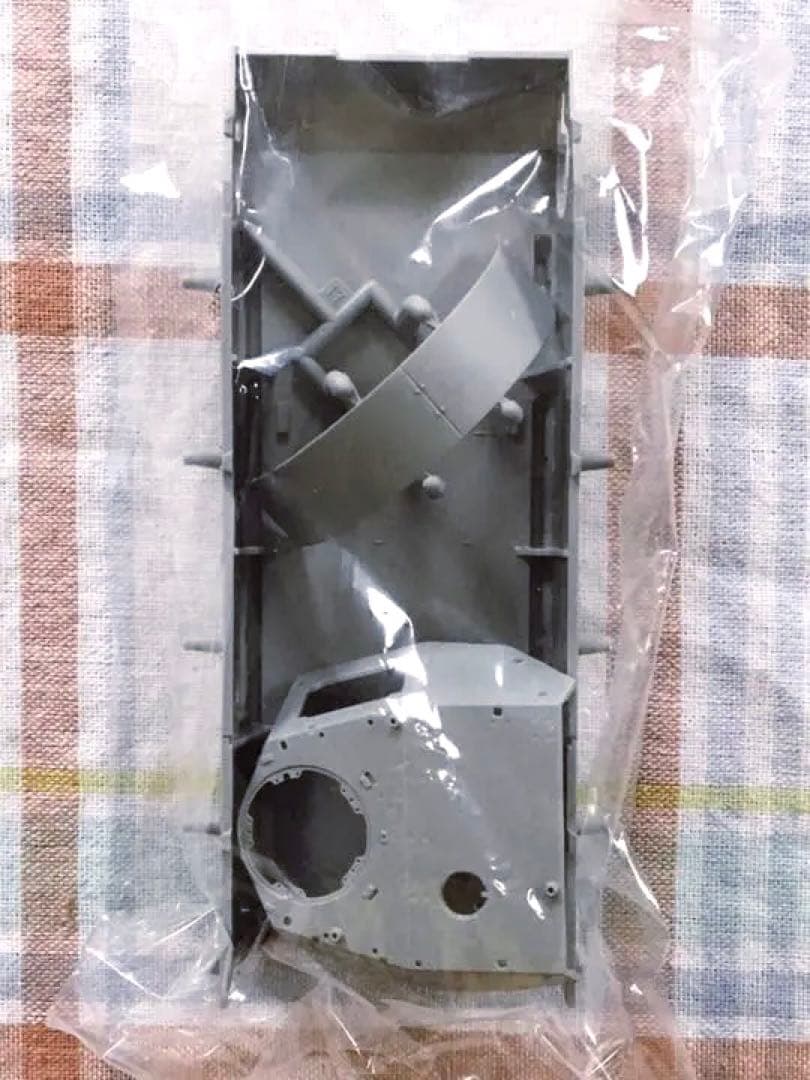 初版品 サイバーホビー 1/35 四号戦車J型 中期型 w/マジックトラック