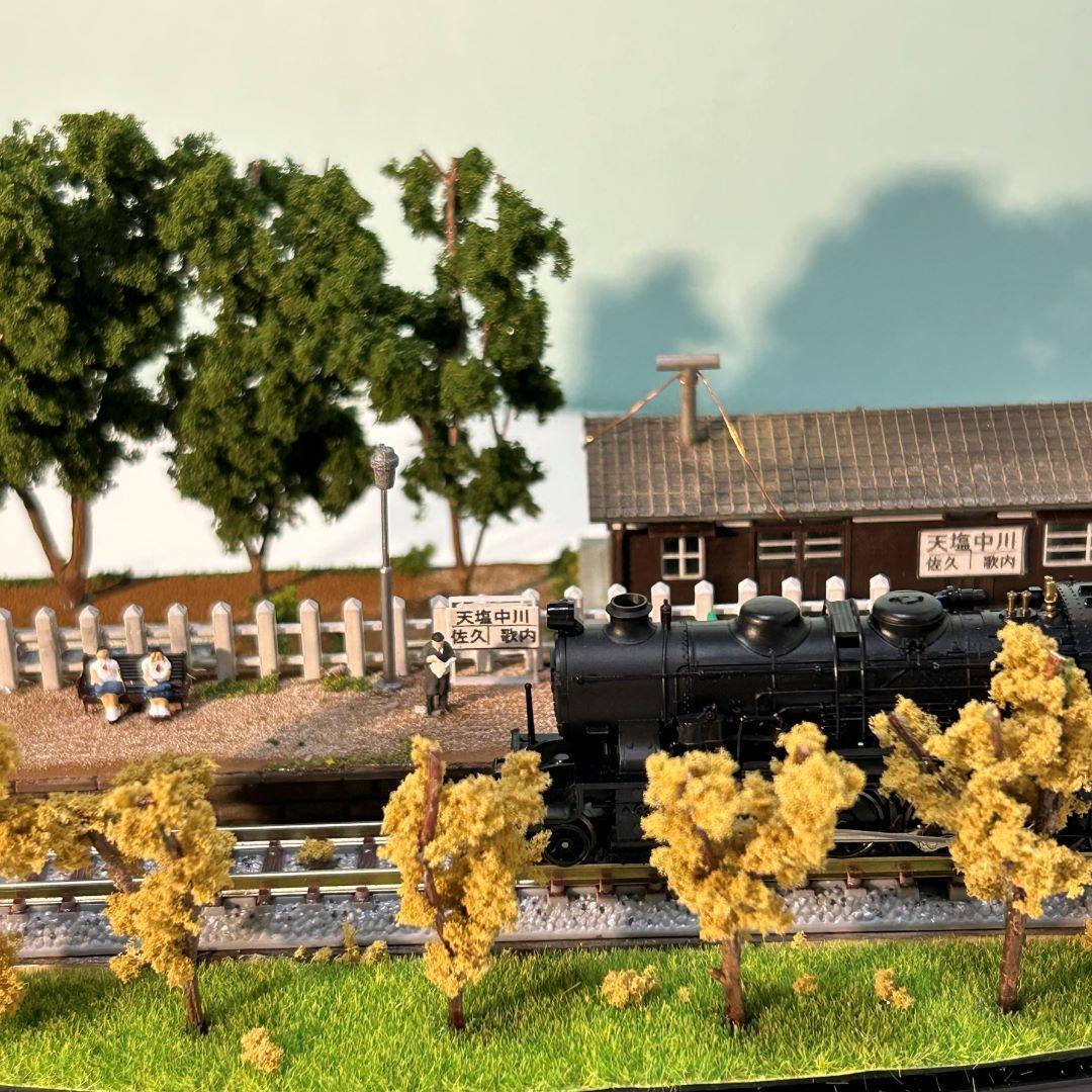 宗谷秋色　宗谷本線旧天塩中川駅　鉄道ジオラマ　Nゲージ　展示台