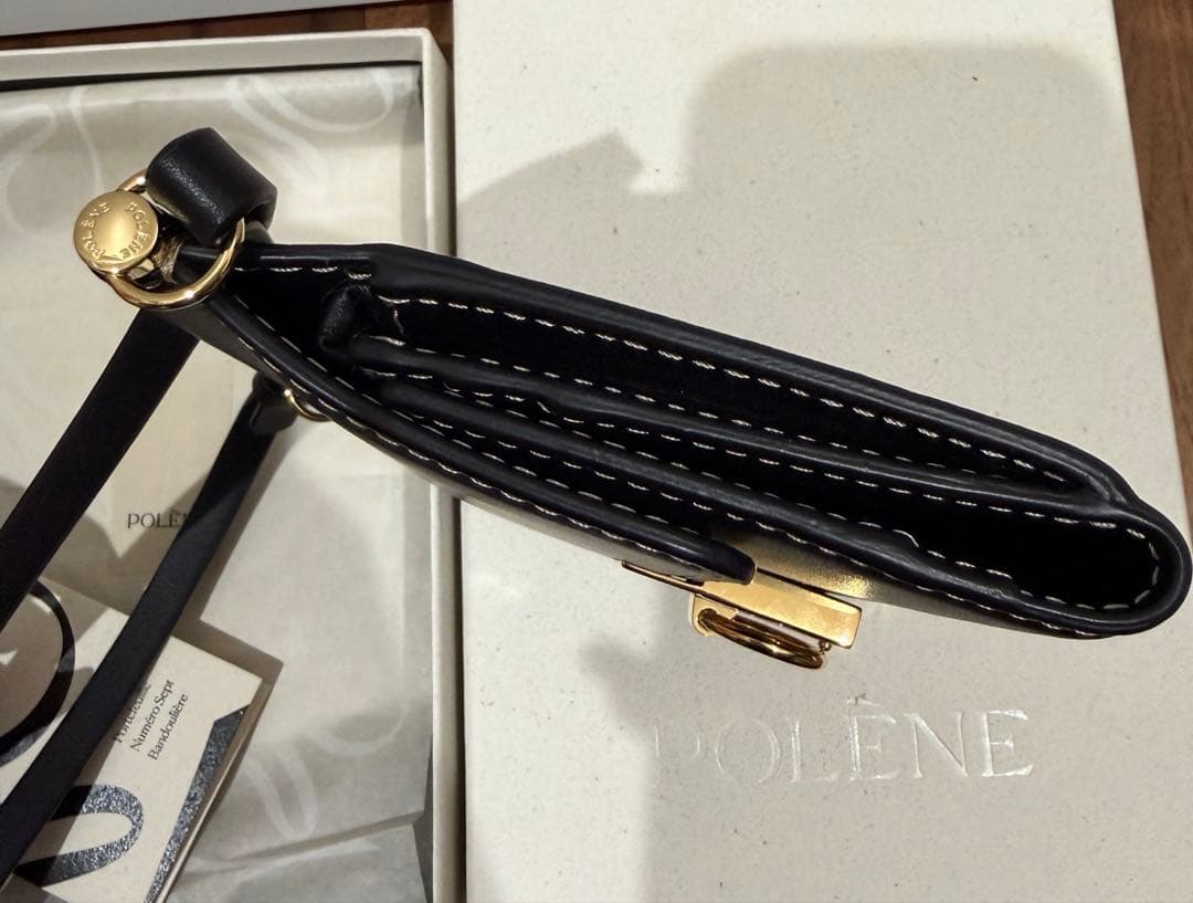 【POLÈNE】Numéro Sept　クロスボディウォレット