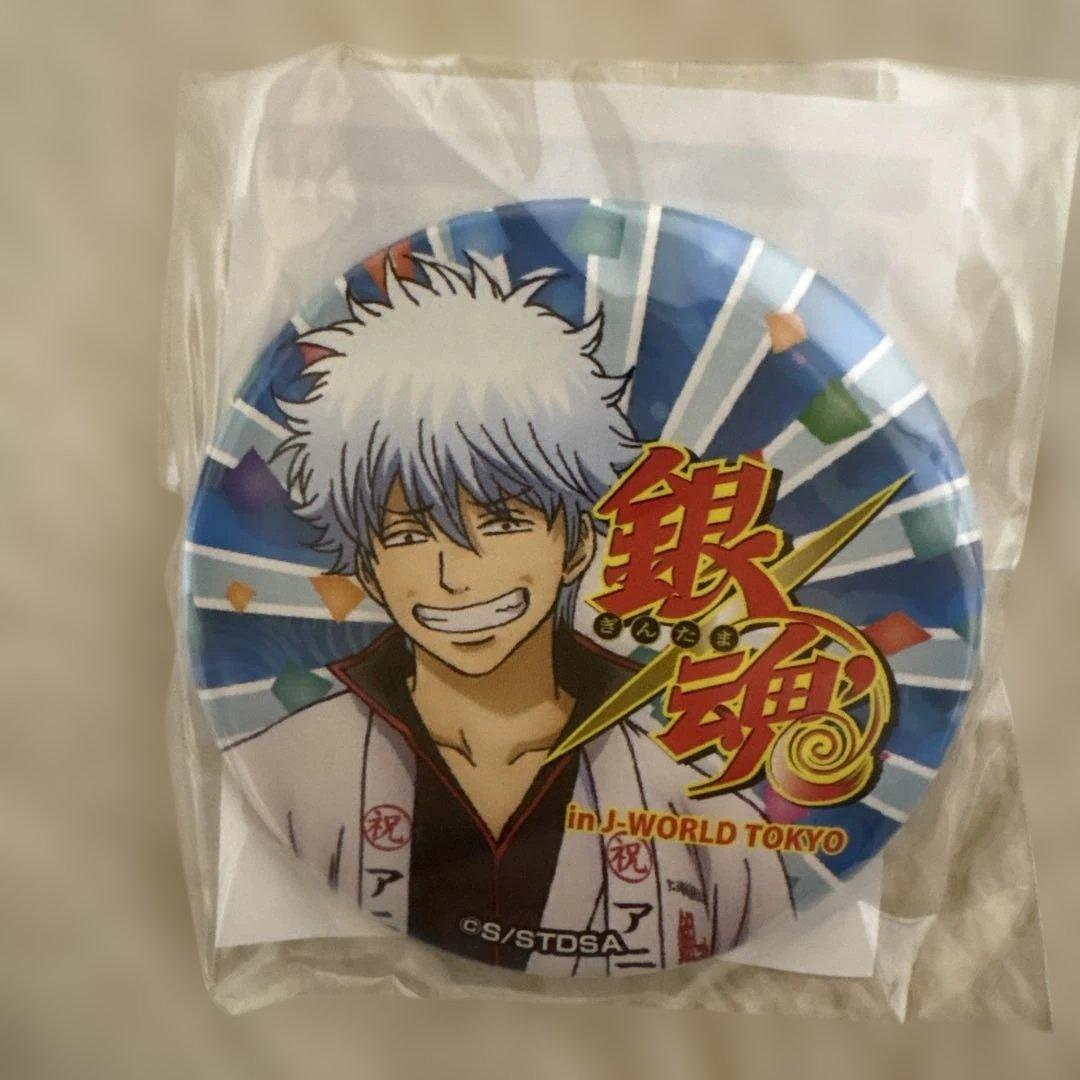 リ*】様 銀魂 J-WORLD 缶バッジ 坂田銀時、神楽、志村新八
