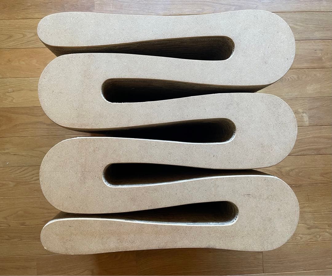 vitra ヴィトラ　Franak O.Gehry wiggle stool