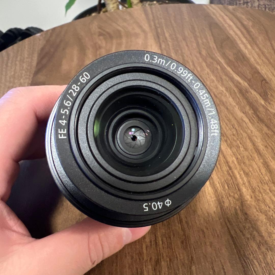 Sony FE 28-60mm f/4-5.6 ズームレンズ