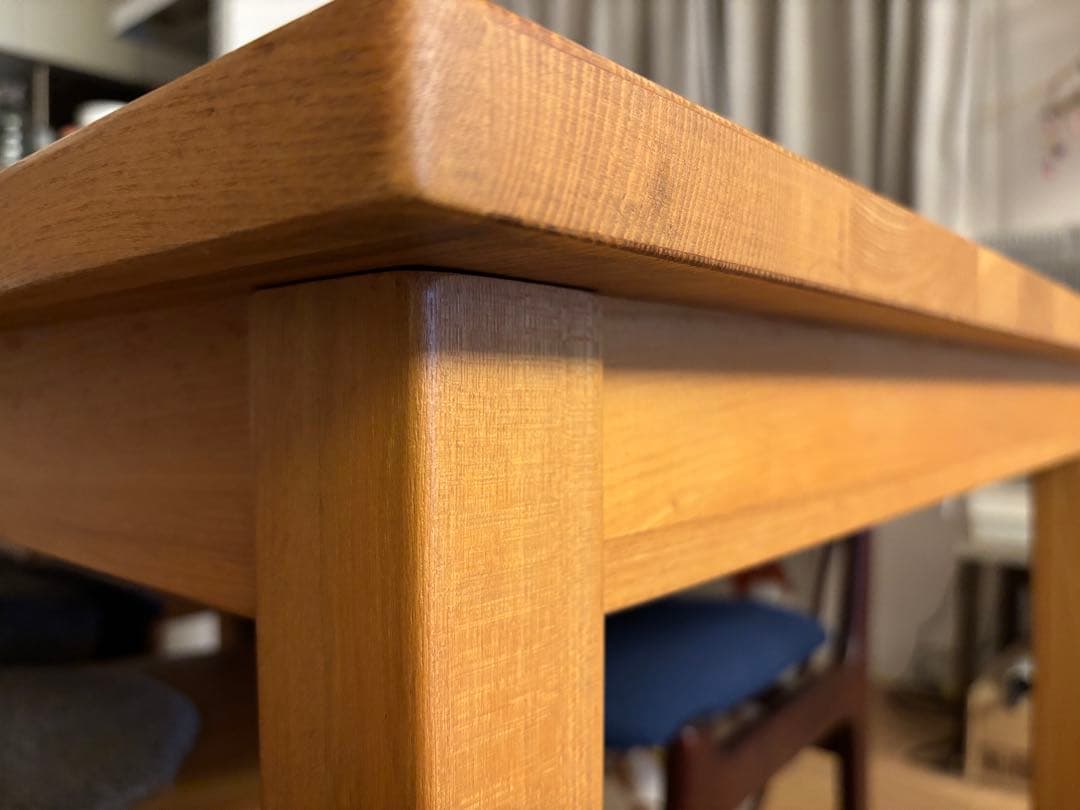 無印良品　ダイニングテーブル　タモ材　140×80×72㎝