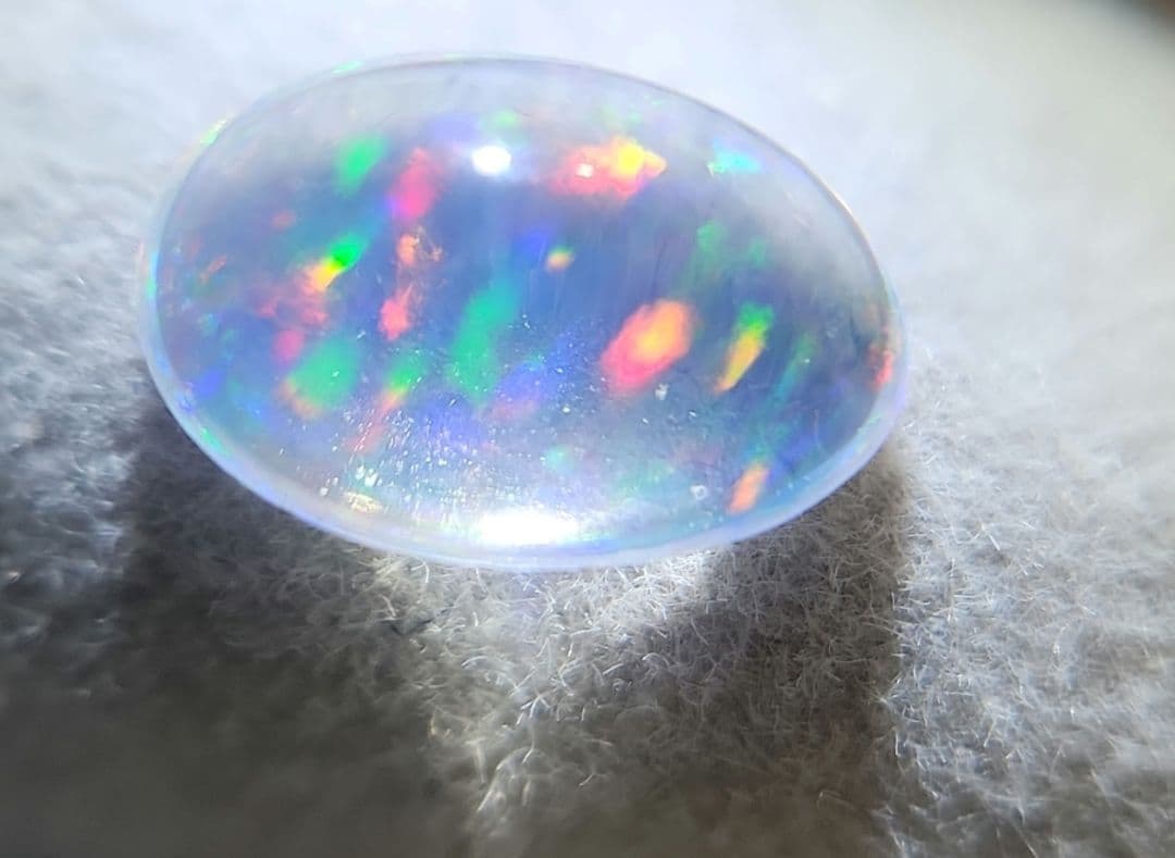 天然ウォーターオパール 0.668ct