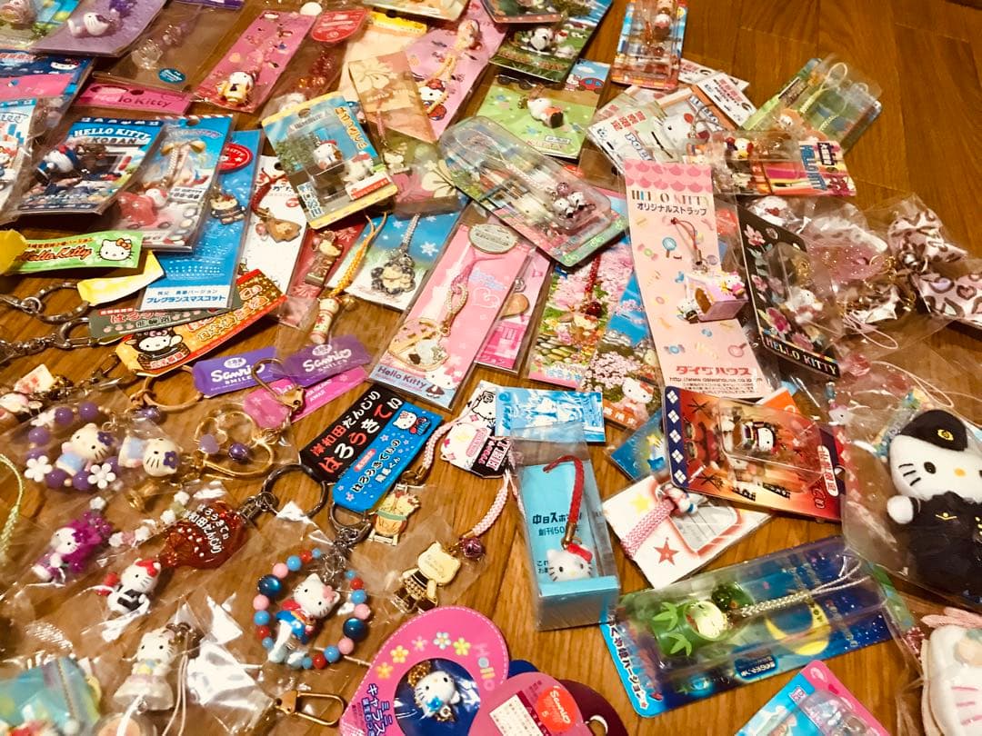 ハローキティ ご当地＆コラボ ＆限定 170以上