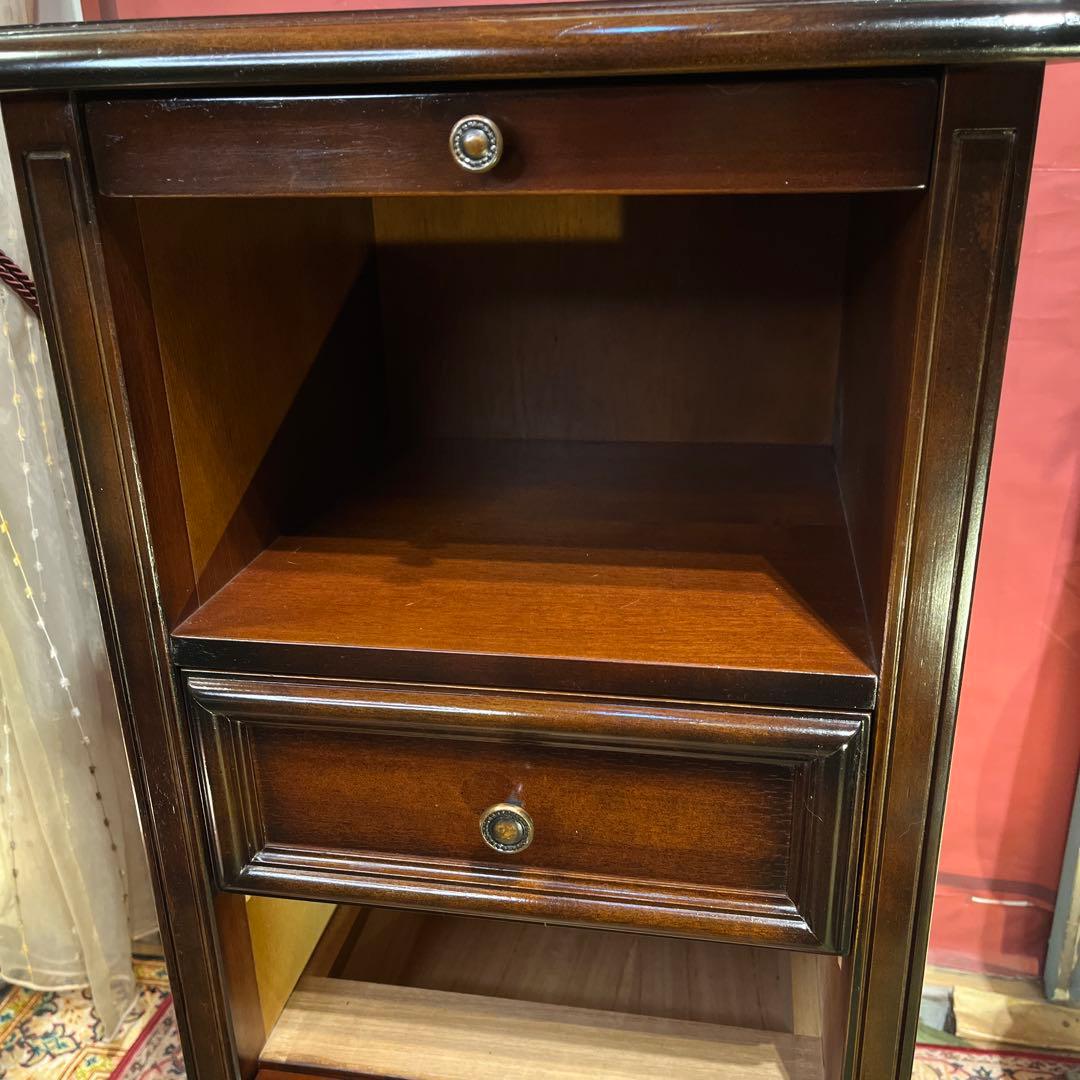 Sale KENT クラシカル 3DR アクセント ホールキャビネット