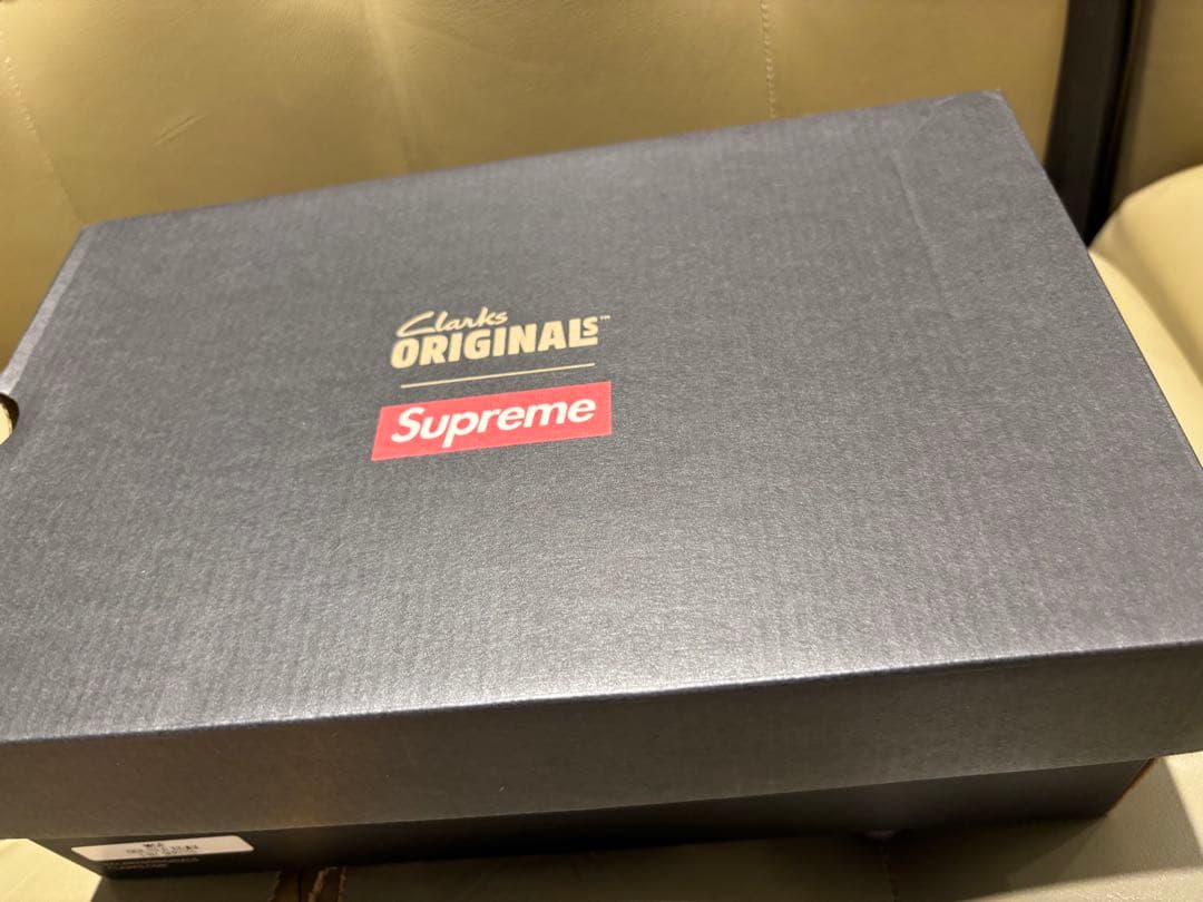 Supreme × Clarks Reflective Wallabee