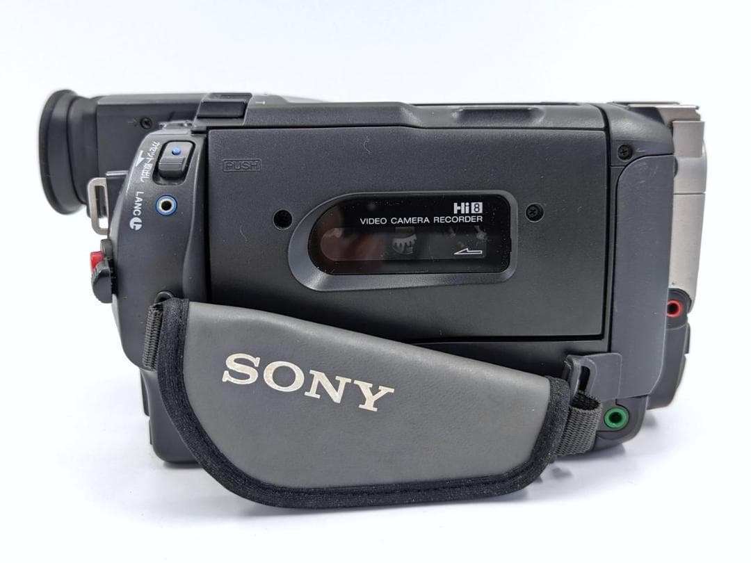 8mmテープのダビングに！ SONY ビデオカメラ CCD-TRV825