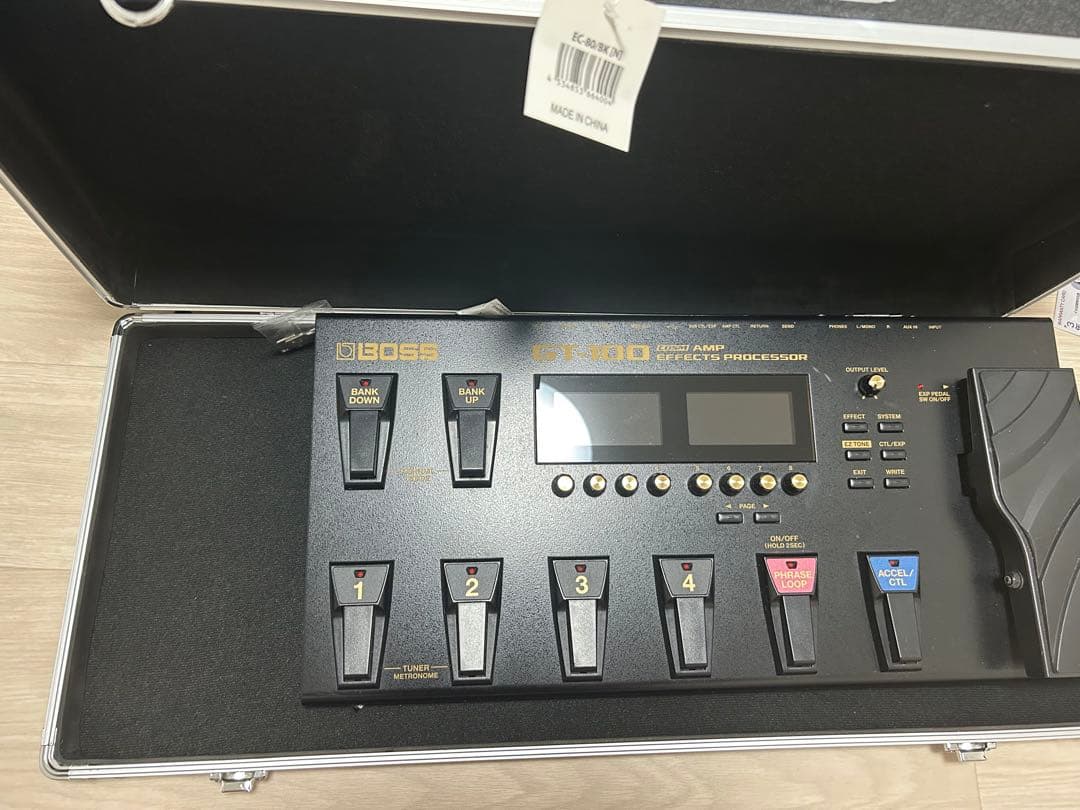 BOSS GT-100＆ハードケース付き
