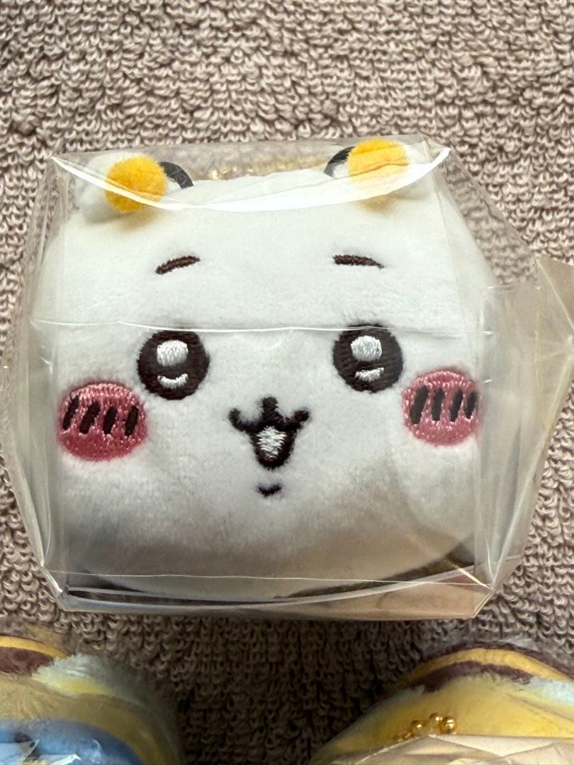 【ちいかわ】ハチさんマスコット 3点セット