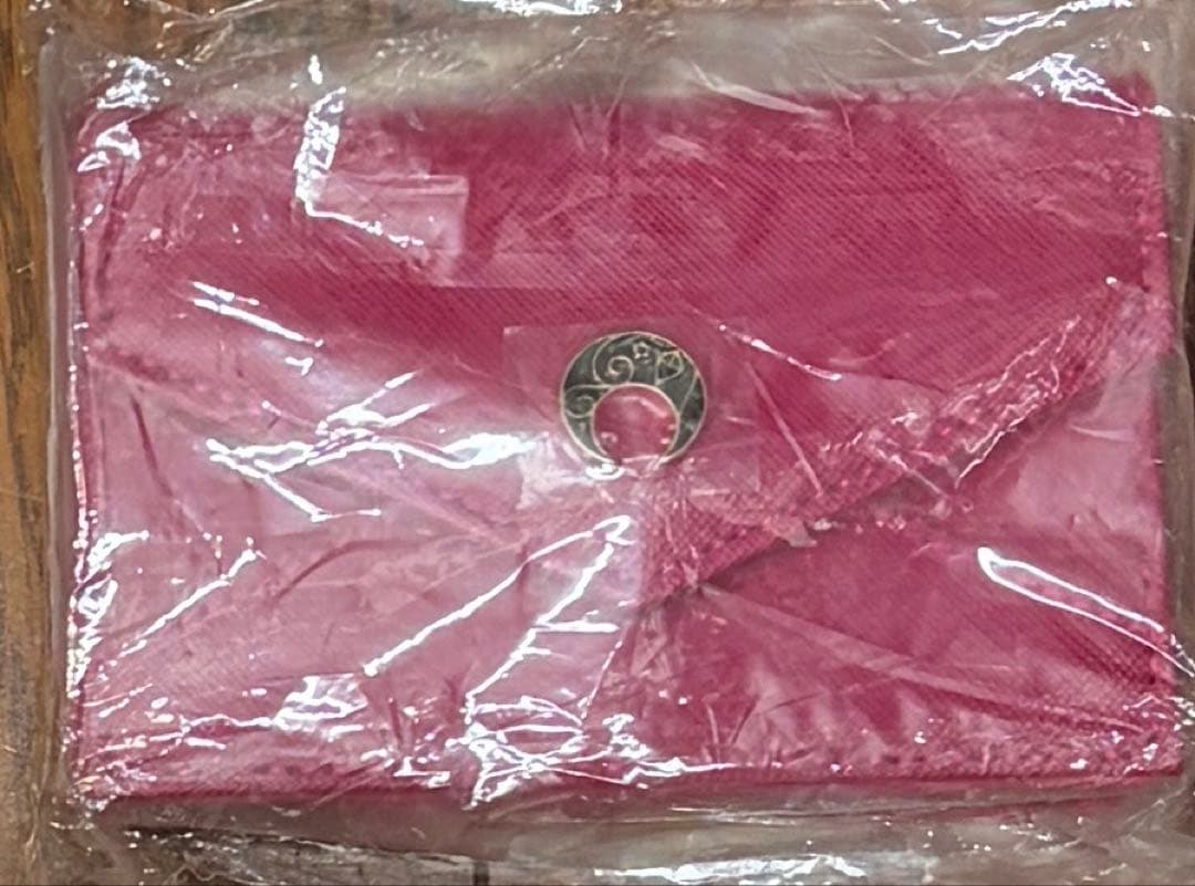 512え セーラームーン ストア ビビットピンク ブラックレディ カードケース