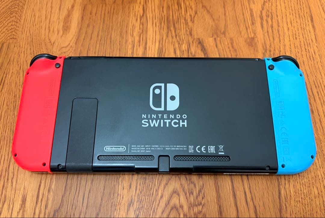 ち*す様 【箱あり】Nintendo Switch(Joy-Conカラー→赤/青