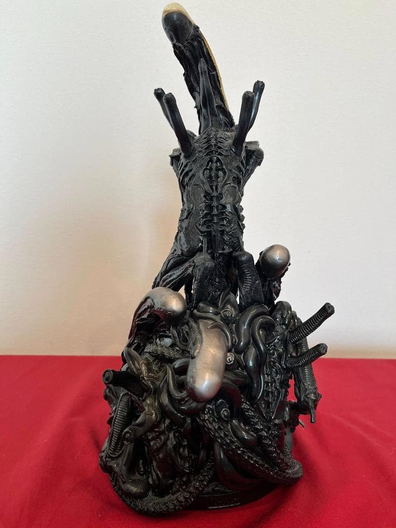 フューチャーモデルズ エイリアンパイル フィギュア 原型:竹谷隆之