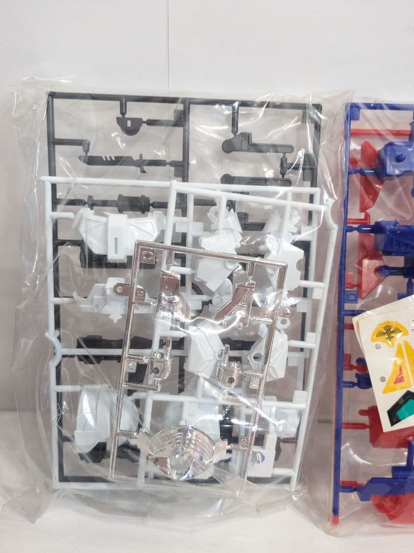 未開封】元祖SD ガンダム 96 ファイヤーフォース隊長 ガンプラ プラモ