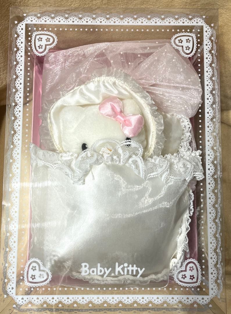 激レア❤️ハローキティ ロイヤルベビー　限定ぬいぐるみ❤️2001年