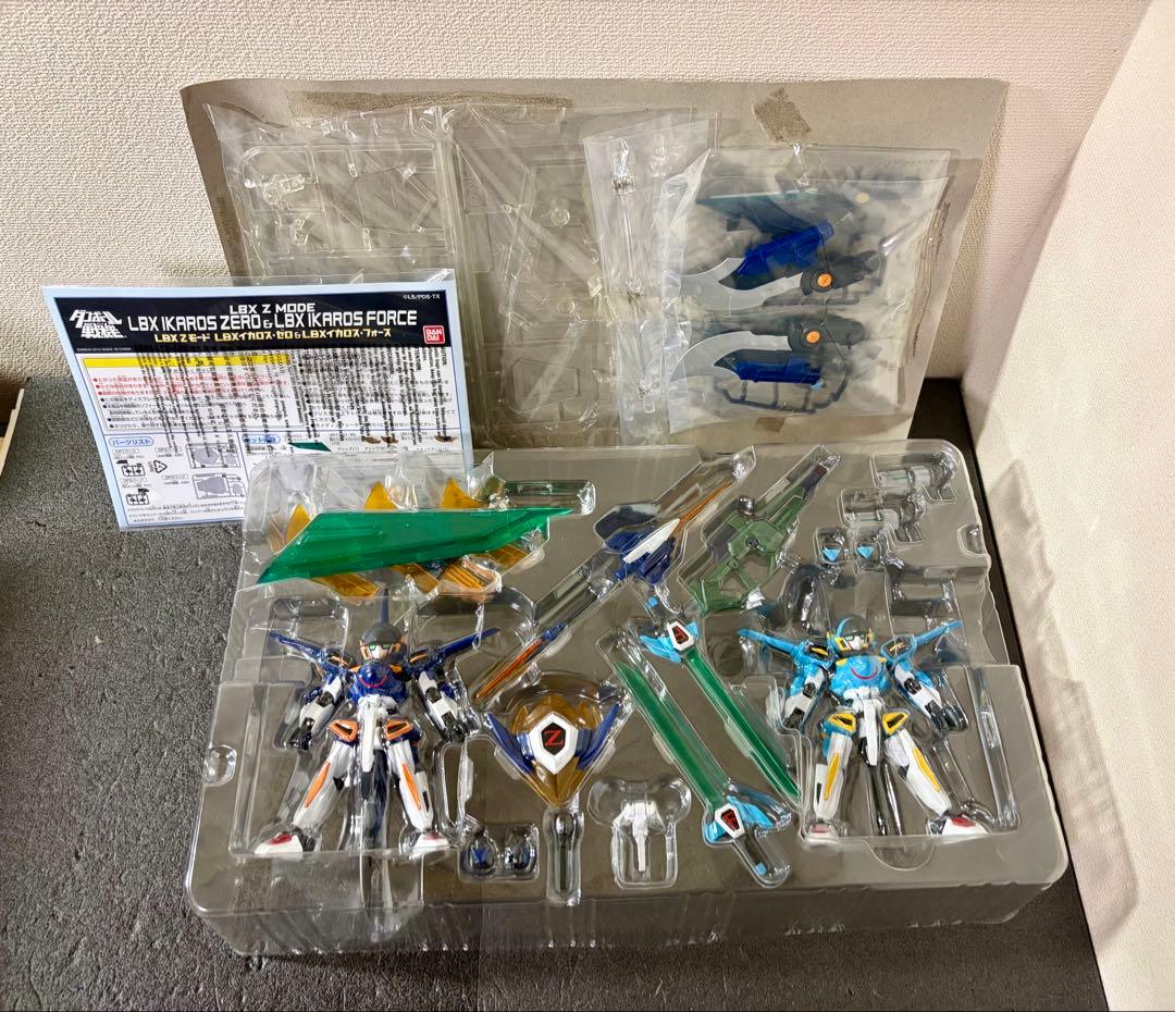 Zモード イカロス・ゼロ　イカロス・フォース　ダンボール戦機　LBX フィギュア