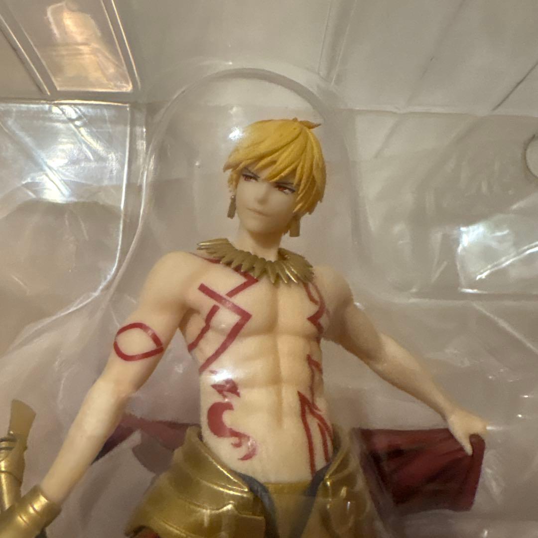 FGO ギルガメッシュ　1/8スケールフィギュア