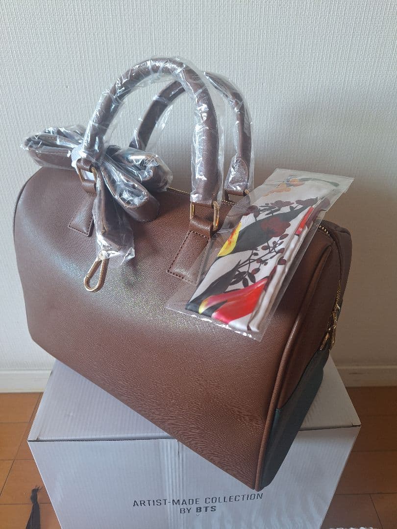 BTS アーティストメイド テテ ボストンバッグ