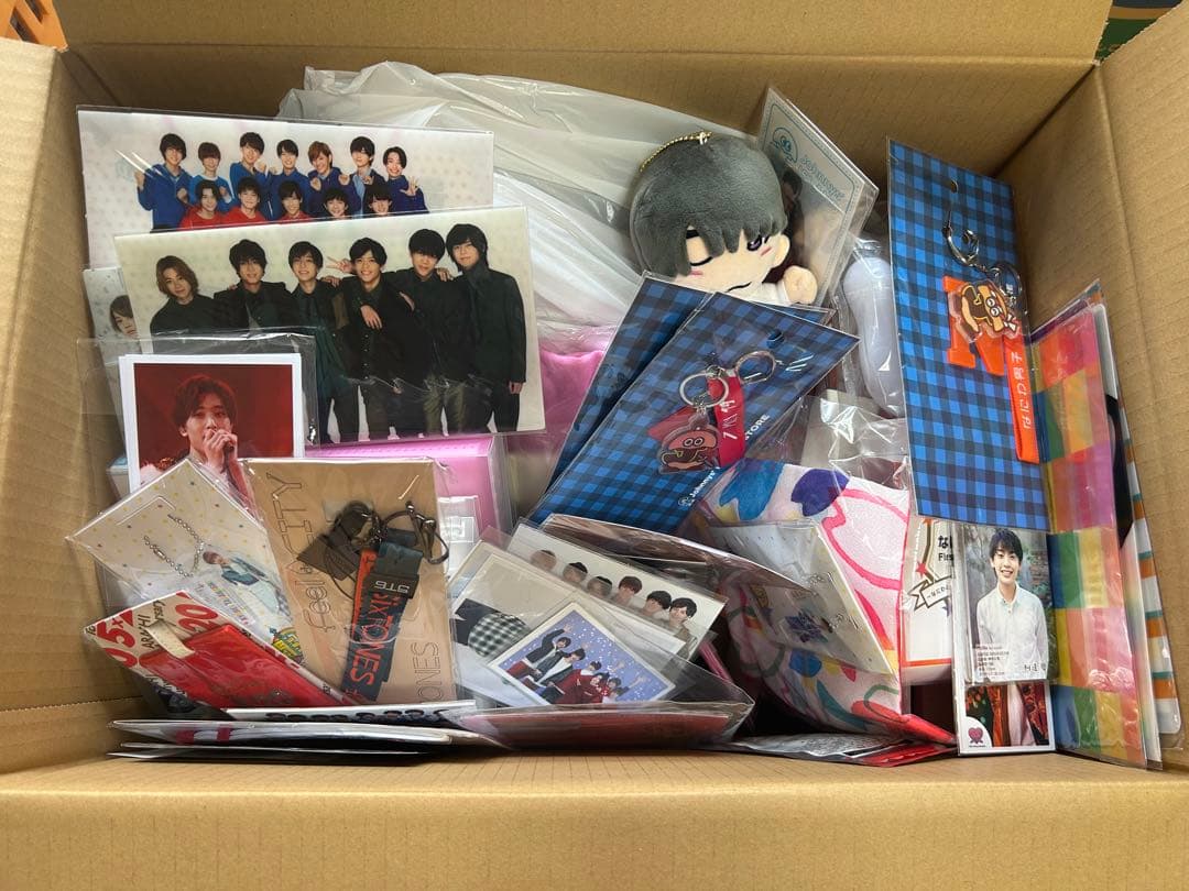 ジャニーズグッズまとめ売り ジャニーズグッズ買取の推しトク（旧