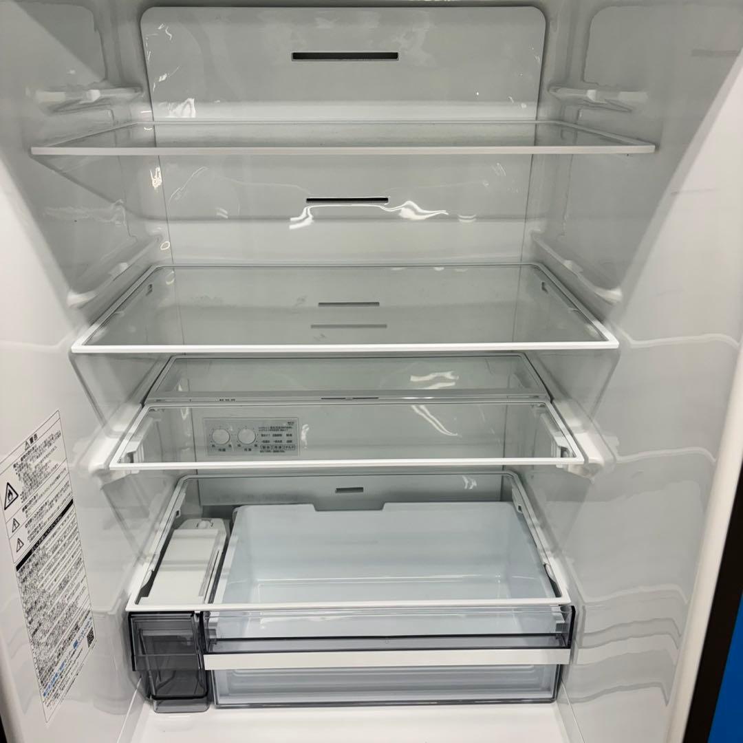 540東芝 024年製 大型冷蔵庫 ガラス割れあり 完動品 300L強 自動製氷