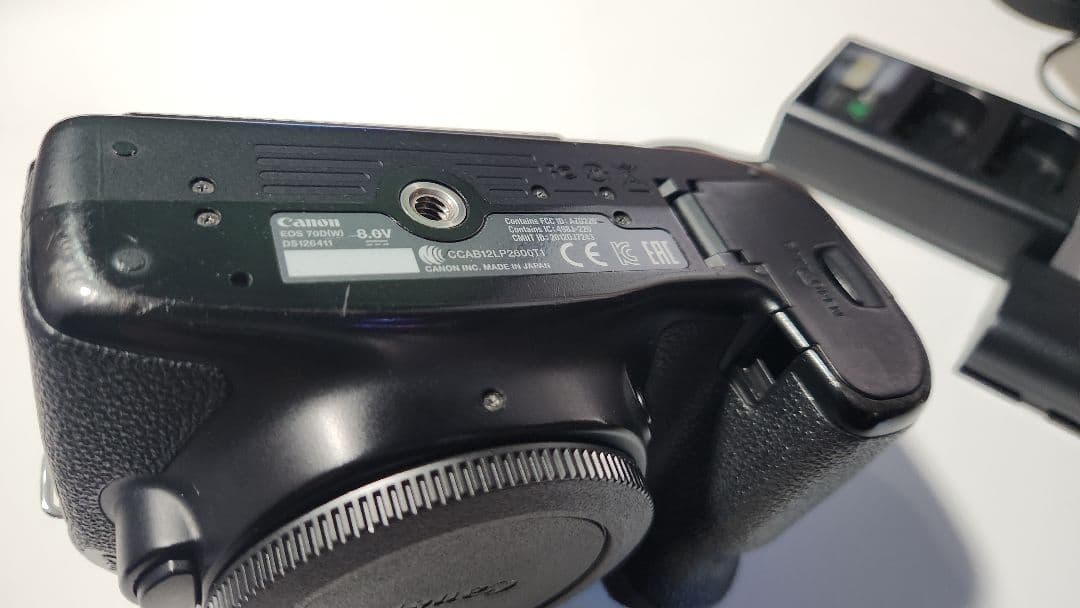 匿名配送】Canon EOS 70D body ジャンク品