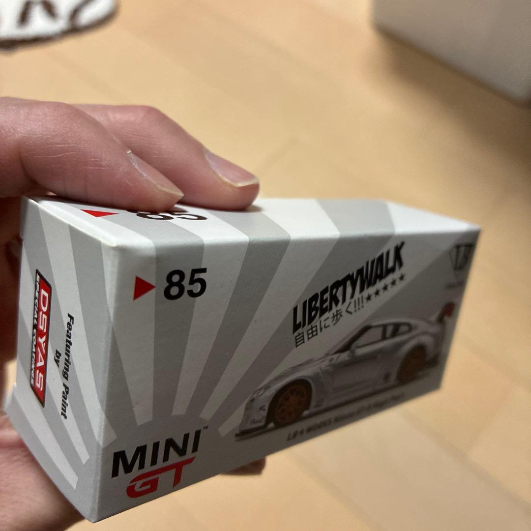 mini gt 85 LBWK★GT-R Magic Pearl