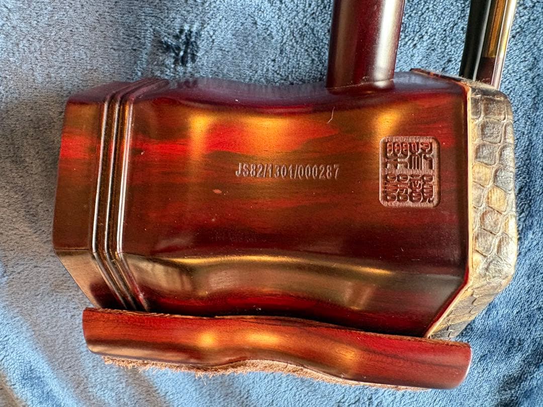 二胡 ハードケース 換えの弓毛付き