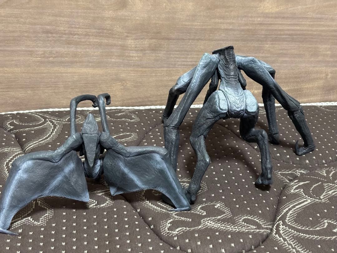 怪獣番外地 MUTO ゴジラ ソフビ バンダイ ムービーモンスターシリーズ