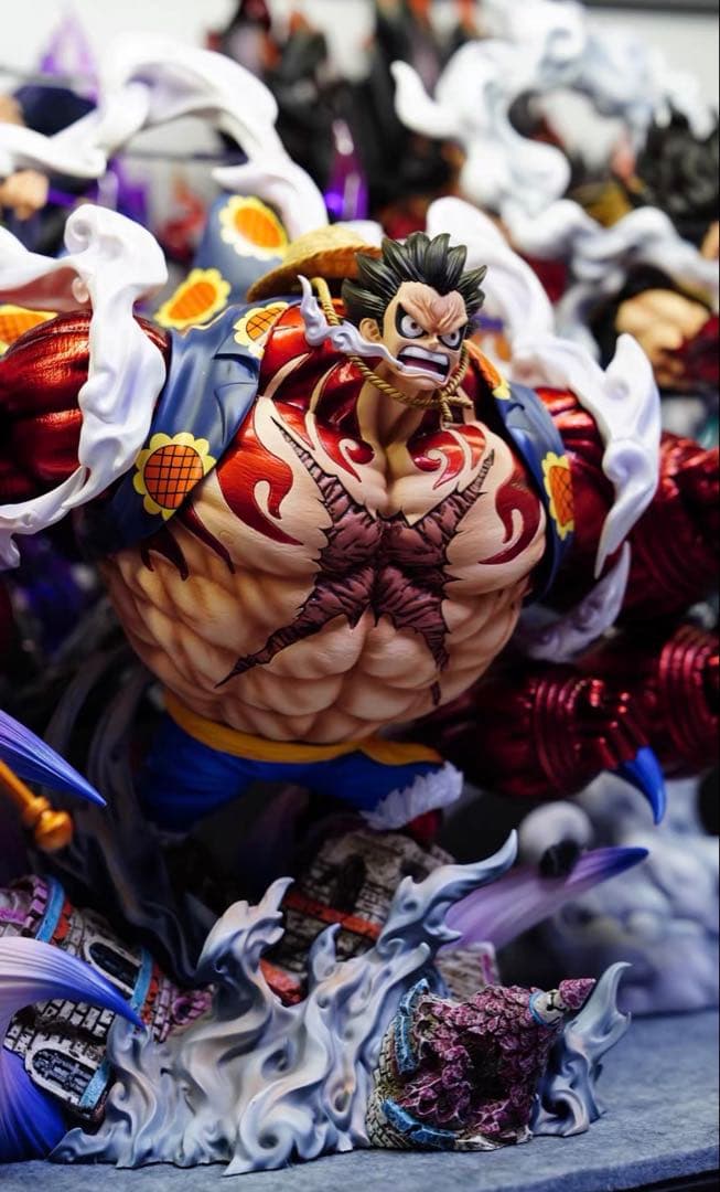 ワンピース 麦わら モンキー D ルフィ ギア4 四皇 フィギュア 新品