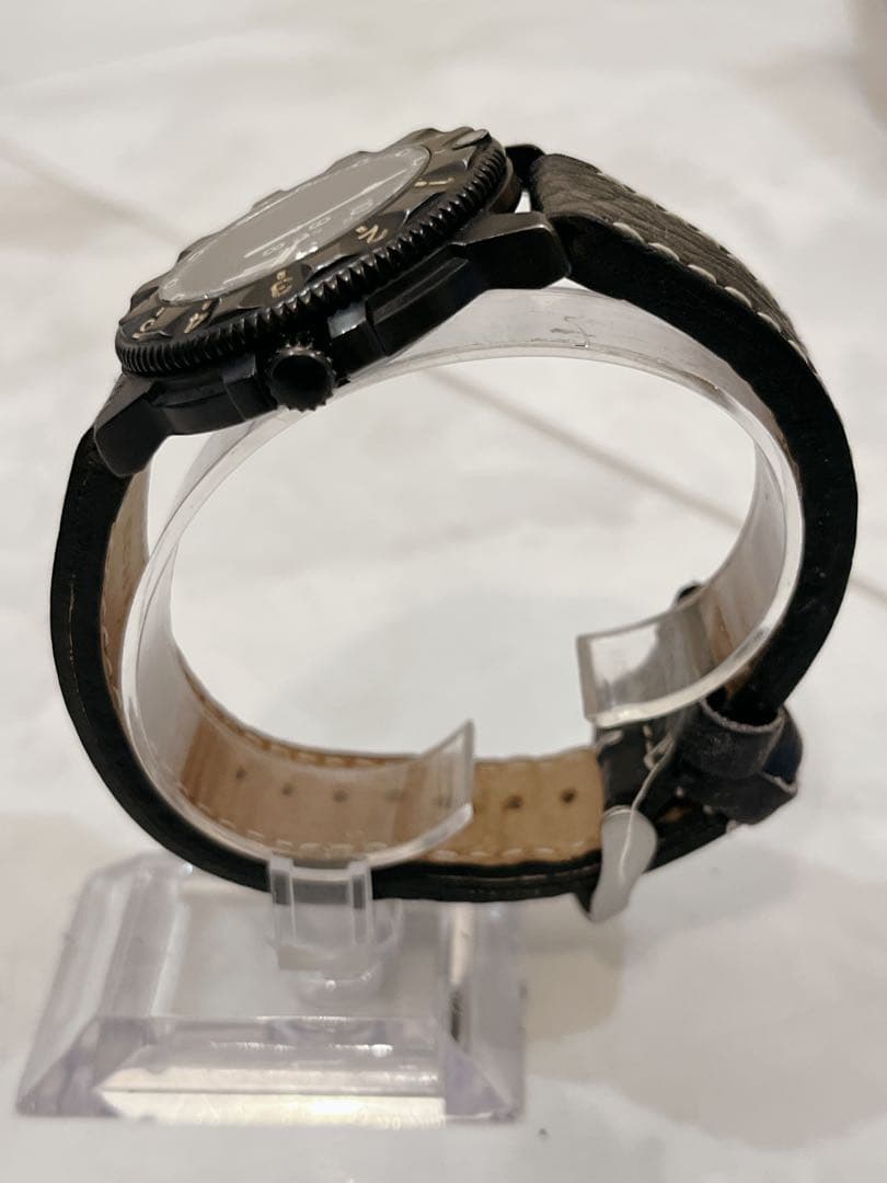 MINOX F-117ルミノックス ナイトホーク 3400 箱付き 稼働品!