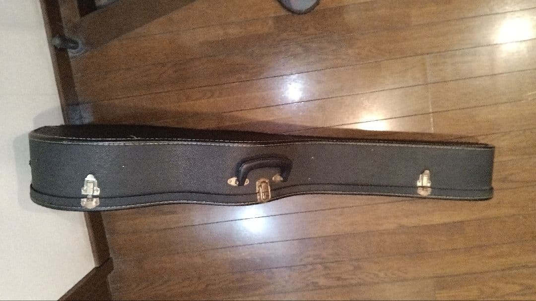 お値下げしました。 カワイ・アコースティックギター F100 ビンテージ