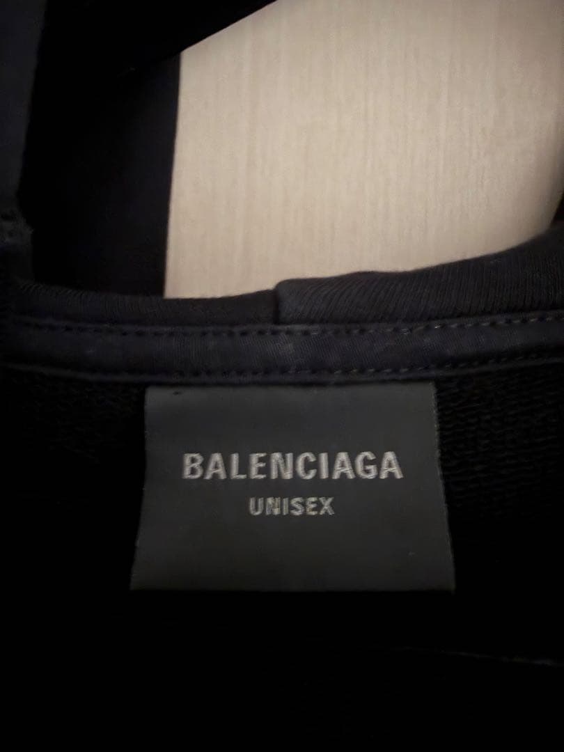 バレンシアガ　ジップアップパーカー