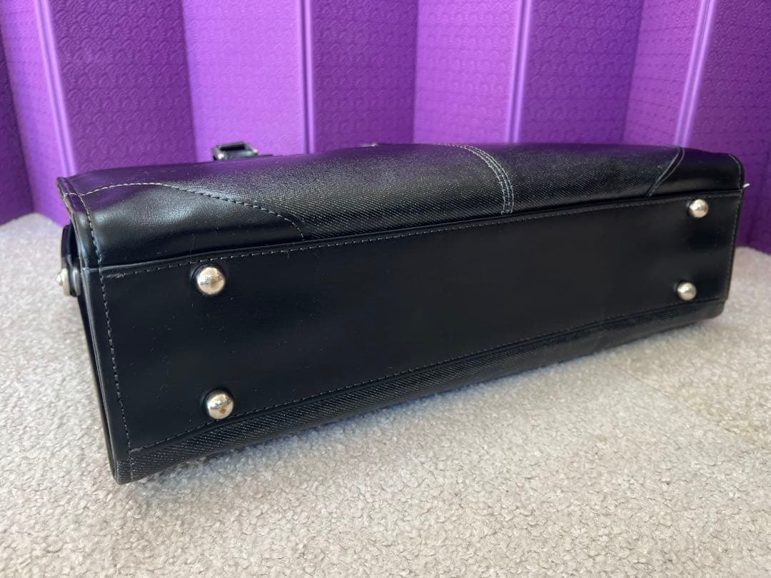 ビジネス　ダレスバッグ　サンワダイレクト　 豊岡製鞄 鍵付 ブラック