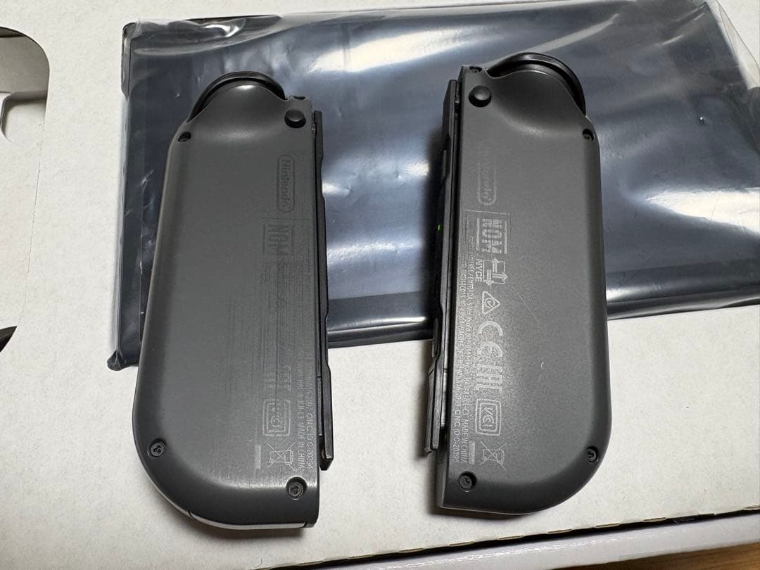 美品★Nintendo Switch 本体 ＋ 付属品