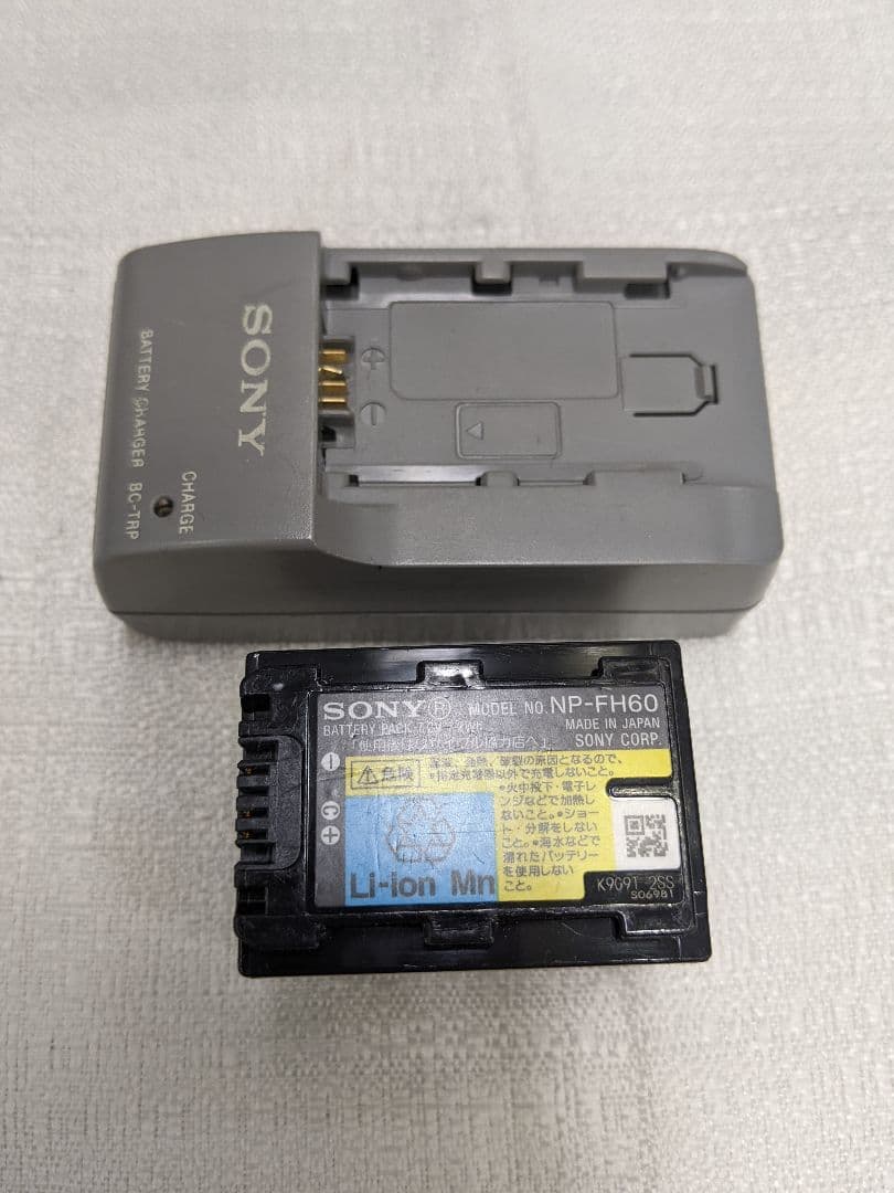 SONYソニー HDR-XR520 ビデオカメラ 本体