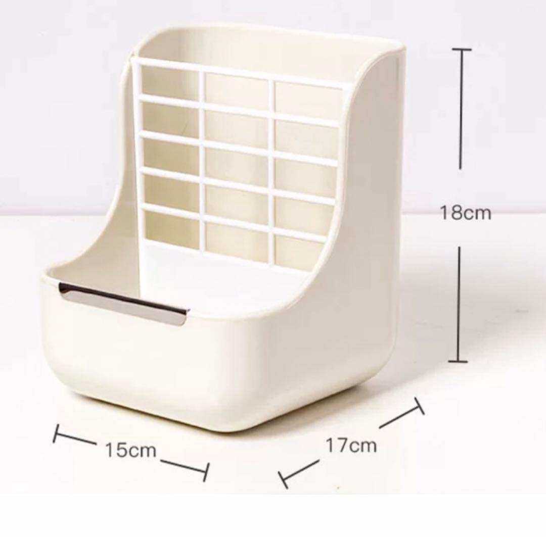 お得5点セット（ウサギ用トイレ、給水器、餌入り、爪切り、ワンプッシュ