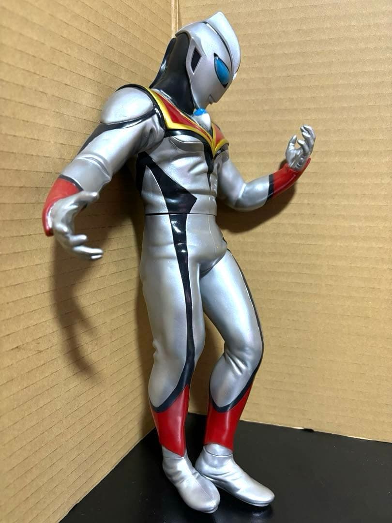 ビッグサイズソフビ3種 ウルトラマンティガ マルチタイプ グリッター