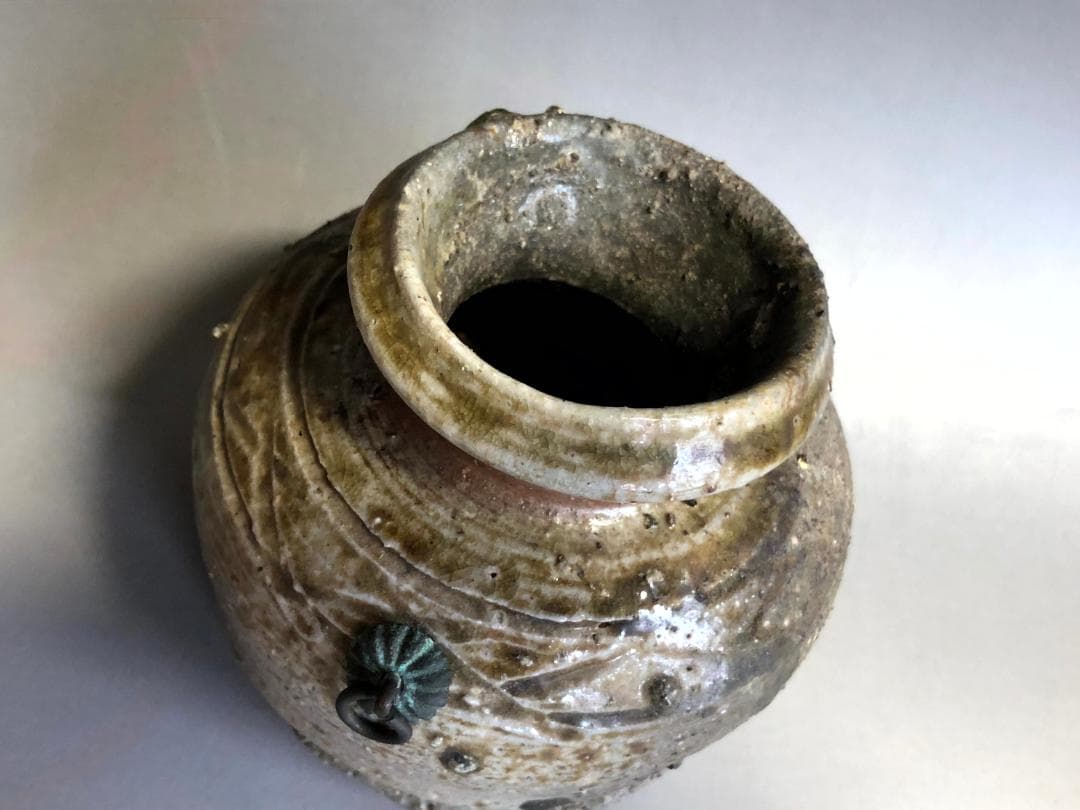 花瓶■蹲る うずくまる 古伊賀 花器 花生け 古美術 時代物 骨董品■