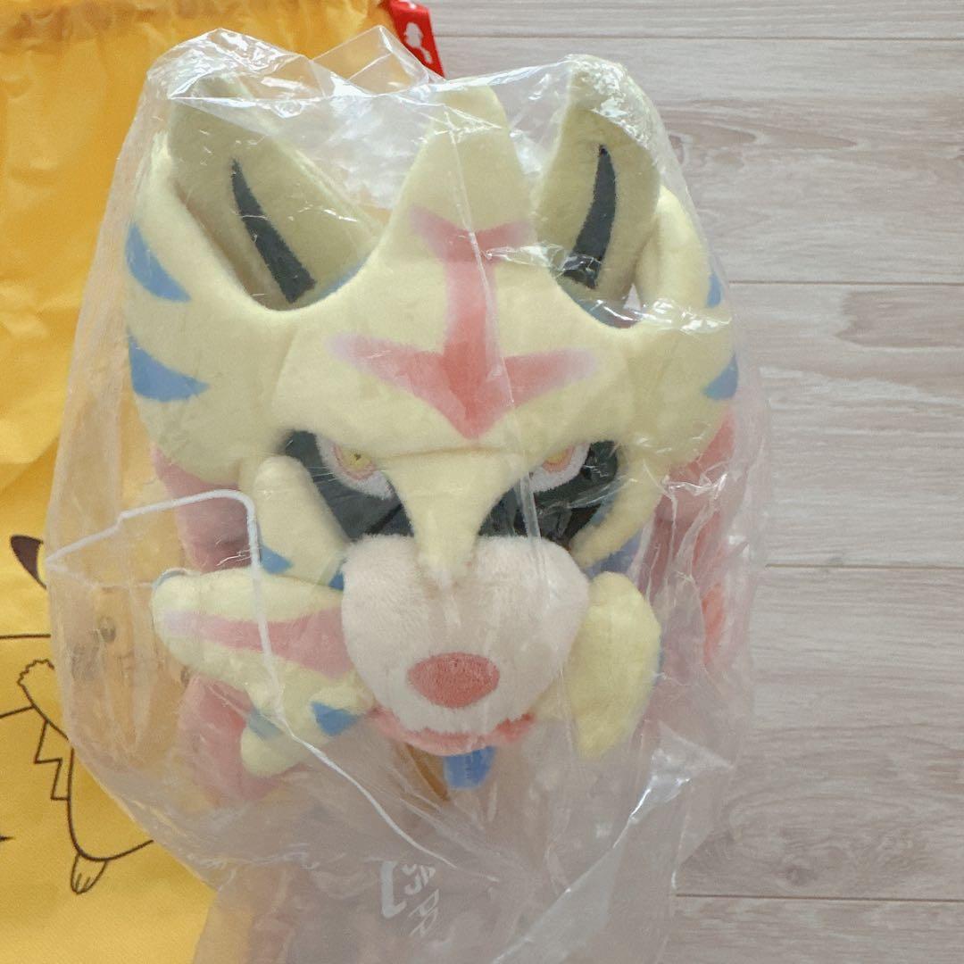 新品タグ付き未開封 ザシアン 公式ぬいぐるみ