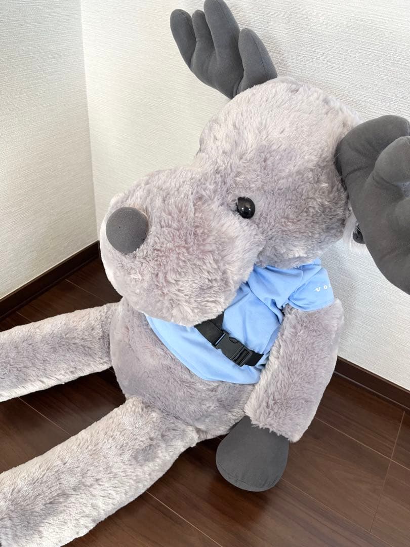 ボルボ エルク 巨大ぬいぐるみ