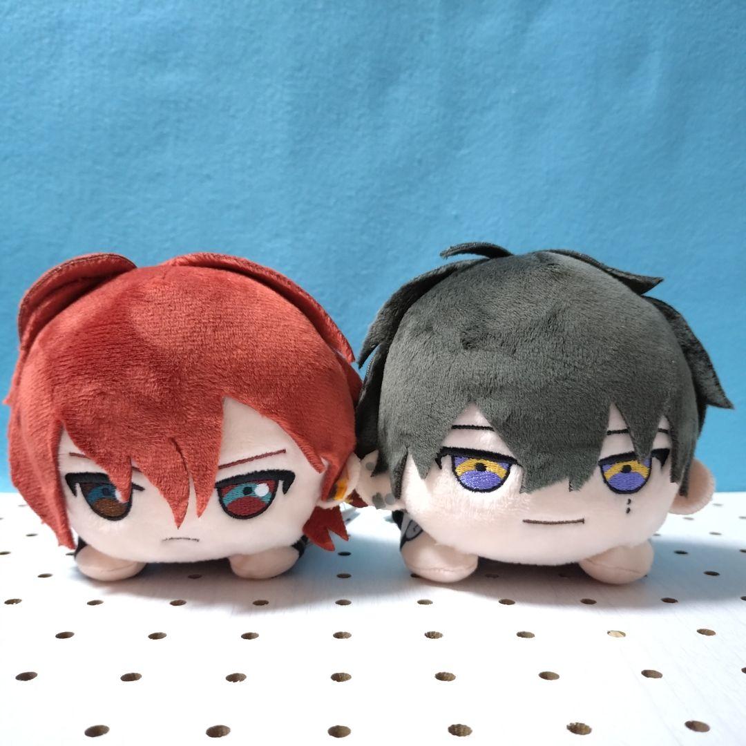 18TRIP -R1ze- 西園練牙,叢雲添 寝そべりぬいぐるみ 2種セット - メルカリ